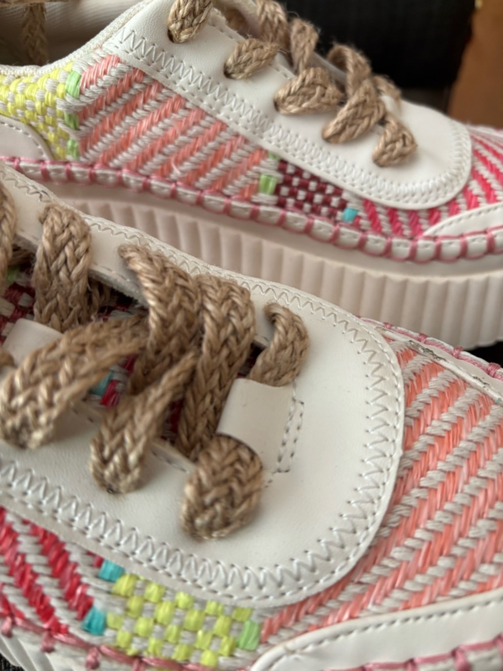 Dolce Vita Daran Ribbed Platform Sneakers - Picture 8 of 8